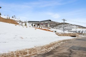 32_Exterior_1800x1200_4194795