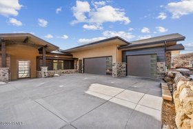 67_Exterior_960x640_4207144
