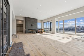 11_Livingroom_960x640_4206488