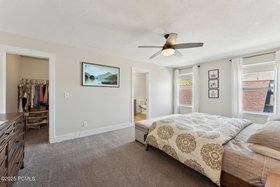 24_Bedroom_1800x1200_4216044